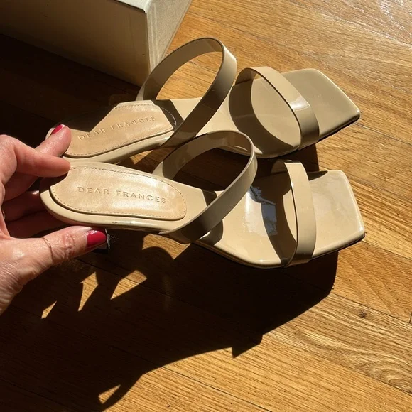 Dear Frances Rain Sandal Nude - Picture 4 of 10